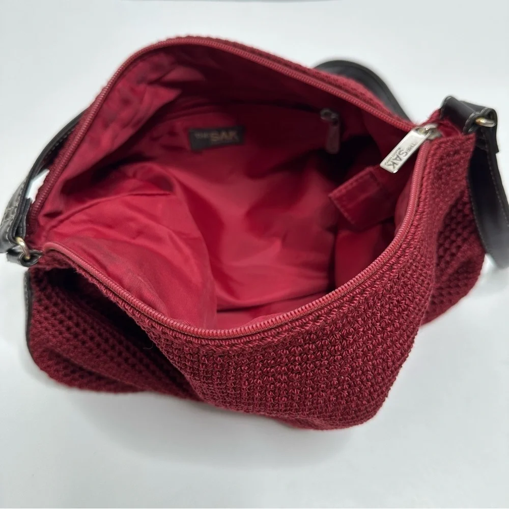 The Sak Elliott Lucca Hobo Bag Handbag Purse in Burgundy